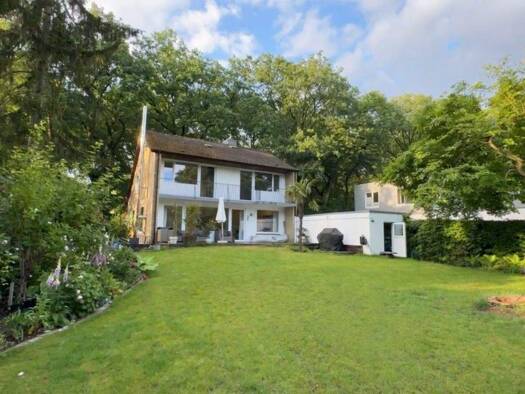 Einfamilienhaus zur Miete 2.950 € 4 Zimmer 150 m² 1.500 m² Grundstück frei ab 01.02.2026 Rissen Hamburg 22559