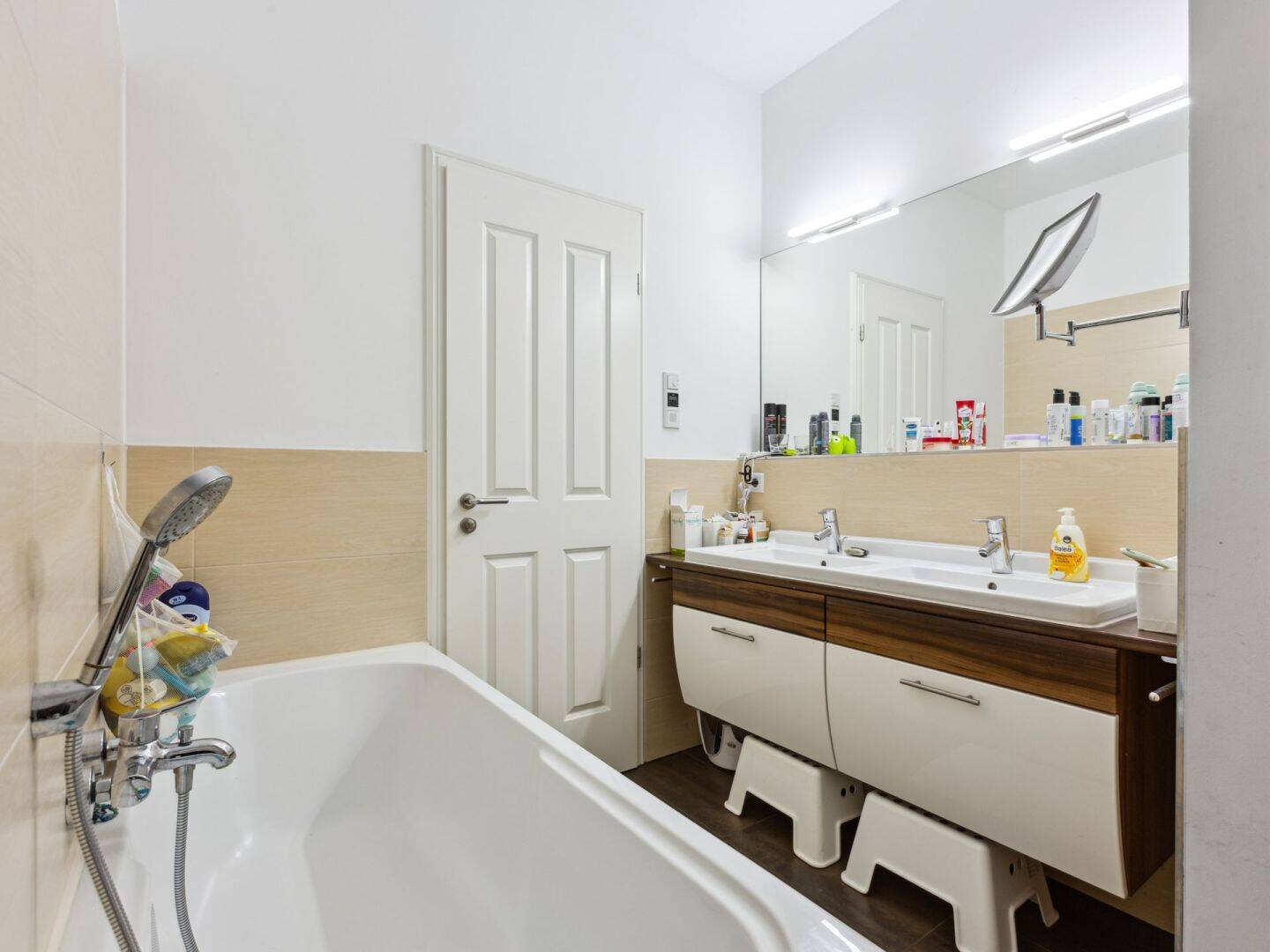 Property thumbnail 11