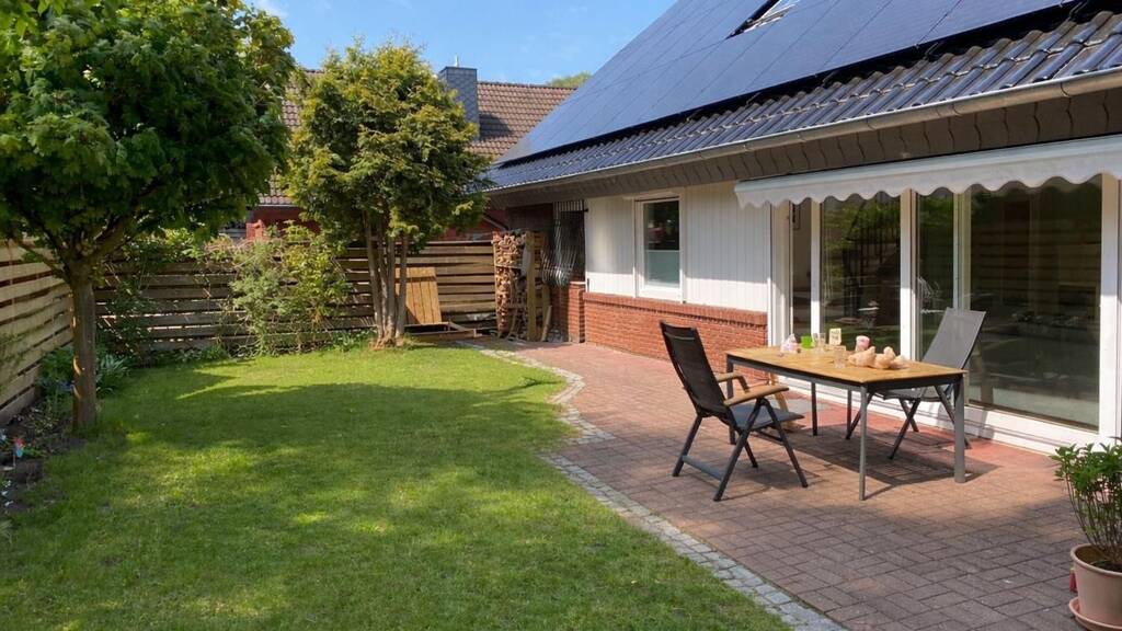 Einfamilienhaus zur Miete 2.100 € 5 Zimmer 158 m² frei ab 15.07.2026 Harksheide Norderstedt 22844
