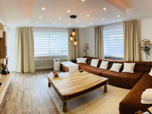 Wohnung zur Miete 1.445 € 4 Zimmer 112 m² Geschoss 1/2 frei ab 01.11.2025 Langweid Langweid am Lech 86462