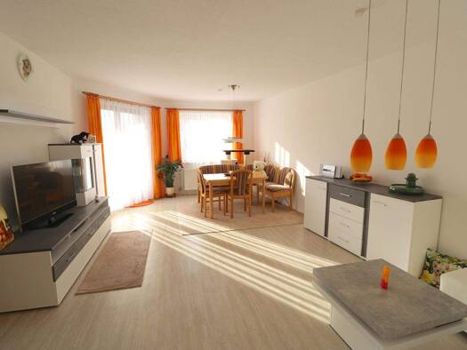 Wohnung zum Kauf 335.000 € 3,5 Zimmer 85 m² 1. Geschoss Im Lettenacker 3/3 Efringen-Kirchen 79588