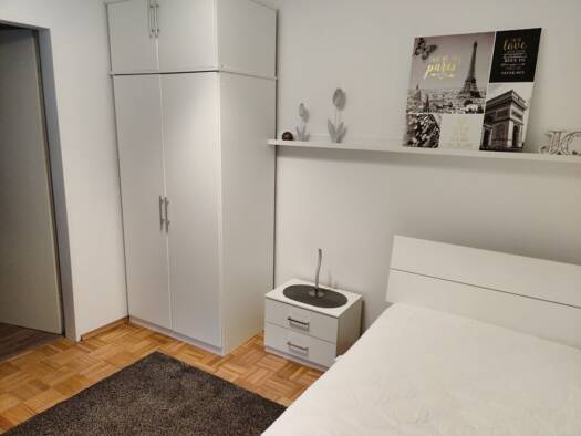 WG-Zimmer zur Miete 235 € 9 m² Geschoss EG/2 frei ab 01.09.2026 Ruppertshain Kelkheim 65779