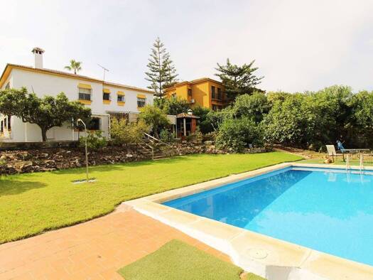 Villa zur Miete 2.500 € 5 Zimmer 172 m² 1.338 m² Grundstück Alhaurín de la Torre 29130