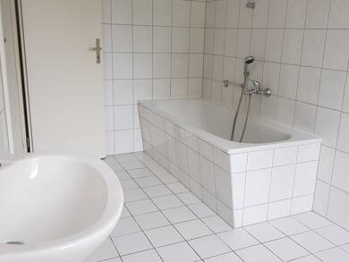 Wohnung zur Miete 310 € 2 Zimmer 56 m² 1. Geschoss frei ab sofort Thum Thum 09419