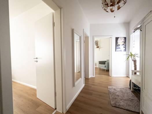 Wohnung zur Miete 1.100 € 3 Zimmer 70 m² Geschoss 3/3 frei ab sofort Anger-Crottendorf Ost 04318
