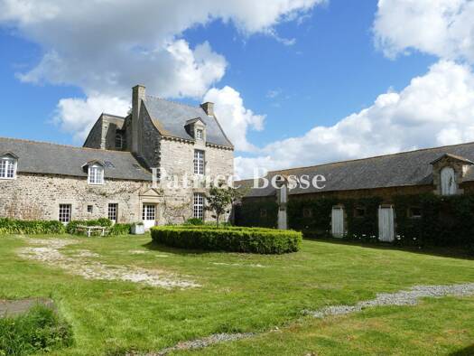 Herrenhaus zum Kauf 835.000 € 12 Zimmer 360 m² 38.636 m² Grundstück Lamballe-Armor 22400