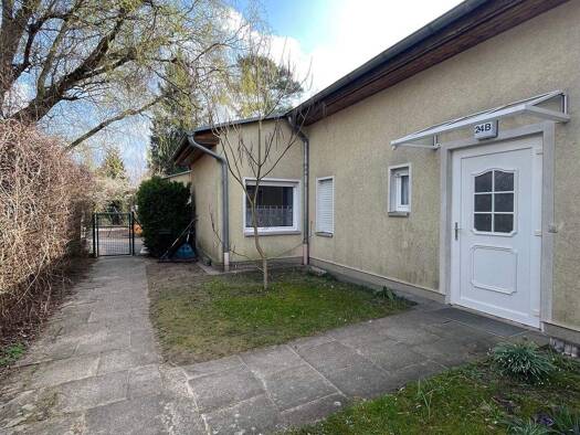 Reihenmittelhaus zum Kauf provisionsfrei 380.000 € 4 Zimmer 96 m² 630 m² Grundstück Falkensee 14612