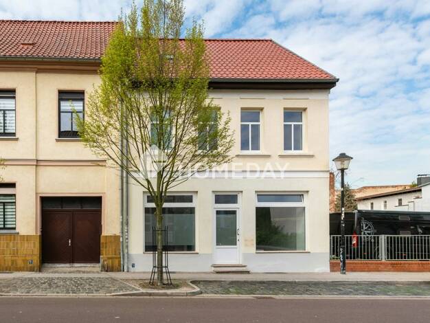 Reihenendhaus zum Kauf 135.000 € 5 Zimmer 167 m² 86 m² Grundstück frei ab sofort Burg Burg 39288