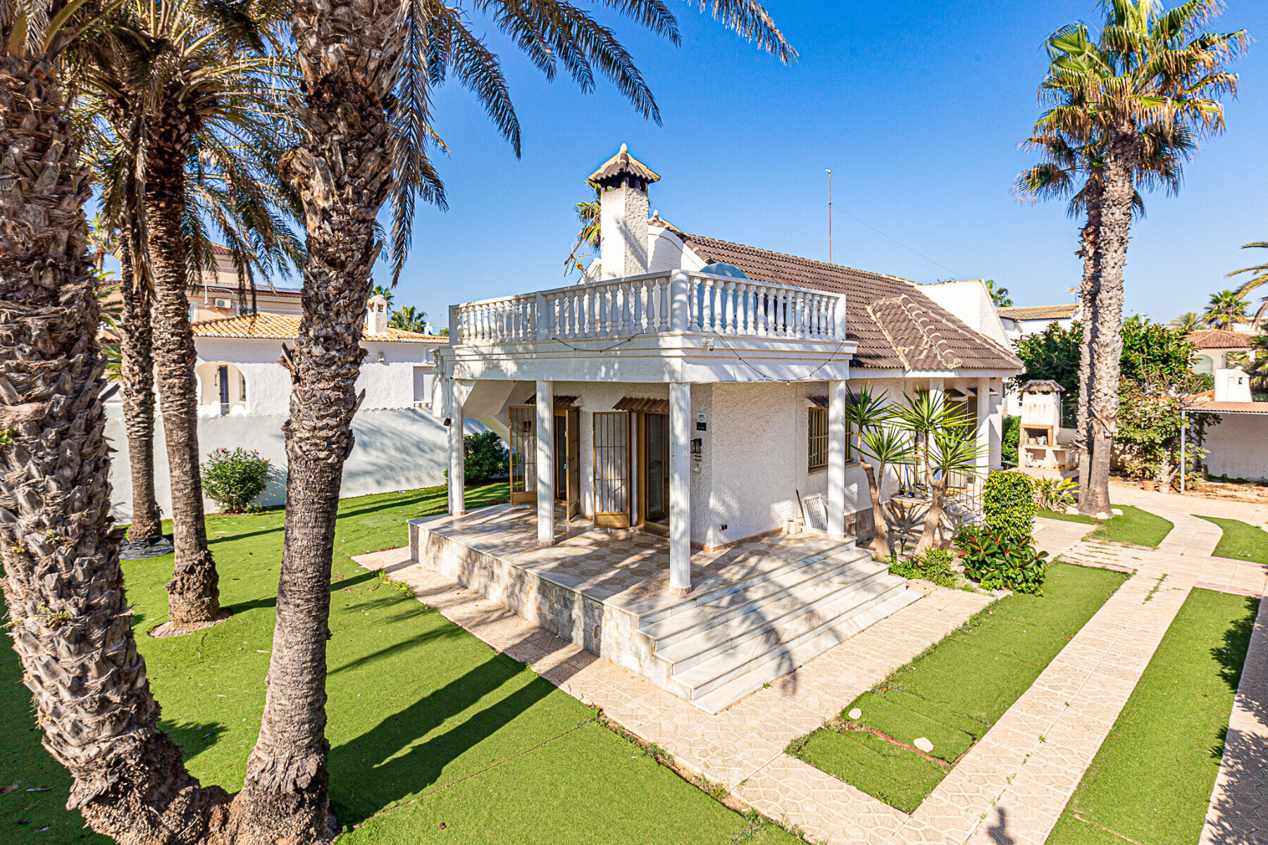 Villa zum Kauf 650.000 € 4 Zimmer 180 m²<br/>Wohnfläche 610 m²<br/>Grundstück La Zenia 03189