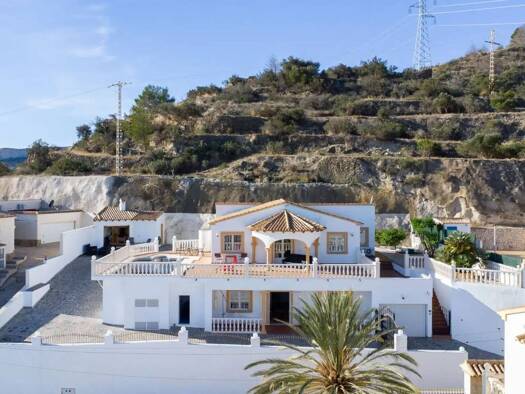 Chalet zum Kauf 690.000 € 4 Zimmer 264 m² Calp 03710
