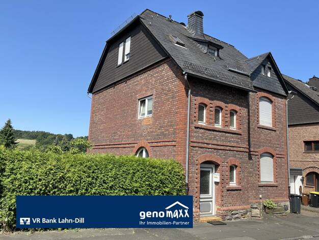 Einfamilienhaus zum Kauf 230.000 € 7 Zimmer 113 m² 303 m² Grundstück Sinn Sinn 35764