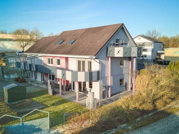 Mehrfamilienhaus zum Kauf 470.000 € 15 Zimmer 488 m² 871 m² Grundstück Üttingen 97292