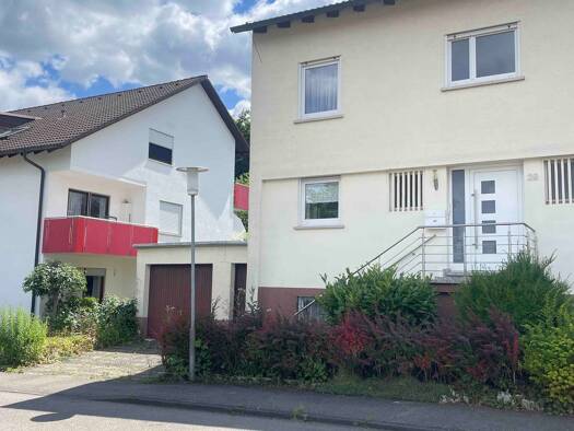 Doppelhaushälfte zum Kauf 365.000 € 6 Zimmer 161 m² 292 m² Grundstück frei ab sofort Tuttlingen Tuttlingen 78532