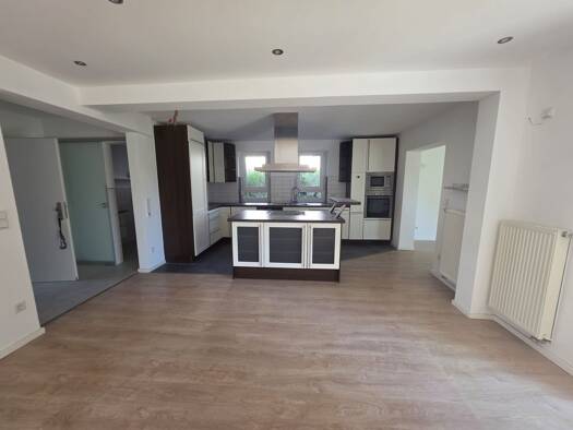 Wohnung zur Miete 1.500 € 5 Zimmer 90 m² Geschoss EG/3 frei ab sofort Möhringen Stuttgart 70567