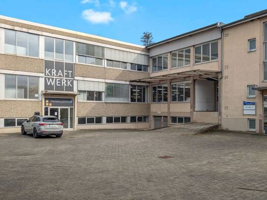 Lagerhalle zur Miete 2,50 € 3.400 m² Lagerfläche teilbar ab 200 m² Neue Landstraße 18 Buchenau Dautphetal 35232