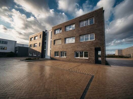 Bürofläche zur Miete 221 m² Bürofläche Hattorf Hattorf - Heiligendorf 38444