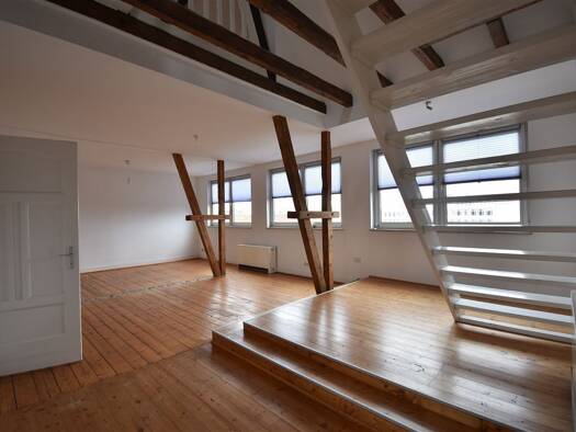 Maisonette zur Miete 1.400 € 3 Zimmer 100,9 m² 3. Geschoss frei ab 01.12.2026 Siegburger Straße 84 Oberbilk Düsseldorf 40591
