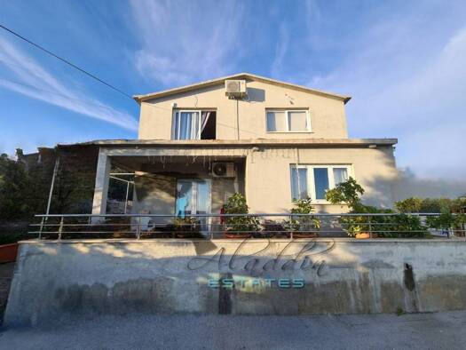 Wohn- und Gewerbegrundstück zum Kauf 850.000 € Seget 21218