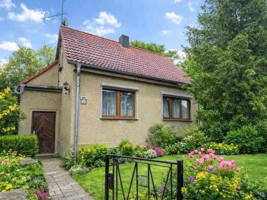 Einfamilienhaus zum Kauf 179.000 € 5 Zimmer 87 m² 1.000 m² Grundstück Gottfried-Keller-Siedlung Halle 06118