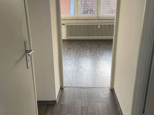 Wohnung zur Miete 350 € 1 Zimmer 25,1 m² 4. Geschoss frei ab sofort Ludwig-Feuerbach-Straße Rennweg Nürnberg 90489