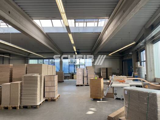 Produktionshalle zur Miete 4,90 € 555,8 m² Lagerfläche Öhringen 74613