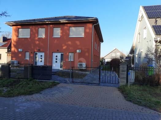 Doppelhaushälfte zum Kauf 725.000 € 5 Zimmer 130 m² 378 m² Grundstück Hönow Hoppegarten 15366