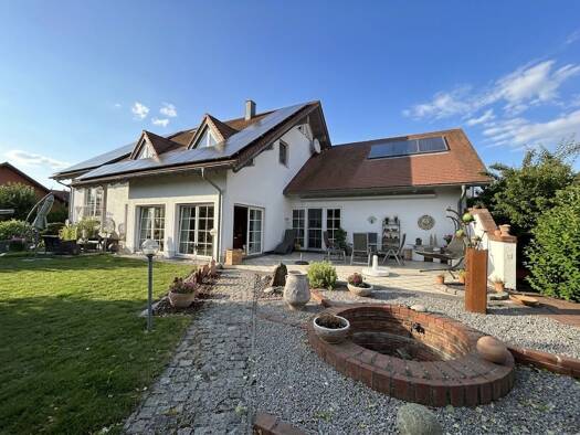 Mehrfamilienhaus zum Kauf 449.000 € 11 Zimmer 320 m² 970 m² Grundstück Furth Furth im Wald 93437