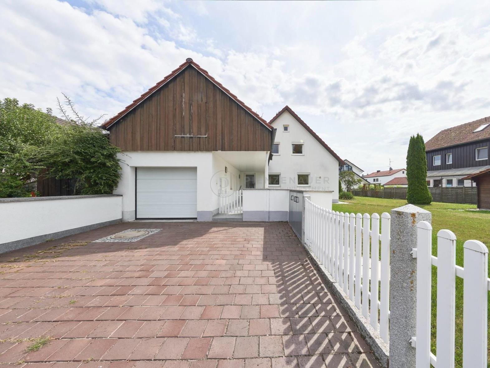 Einfamilienhaus zum Kauf 1.200.000 € 8 Zimmer 151 m²<br/>Wohnfläche 806 m²<br/>Grundstück ab sofort<br/>Verfügbarkeit Erding Erding 85435