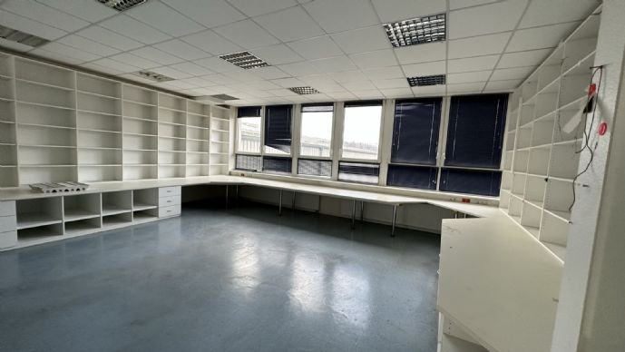 Bürogebäude zur Miete provisionsfrei 30 Zimmer 1.500 m²<br/>Bürofläche ab 300 m²<br/>Teilbarkeit Mozartstr. 15 Donzdorf Donzdorf 73072