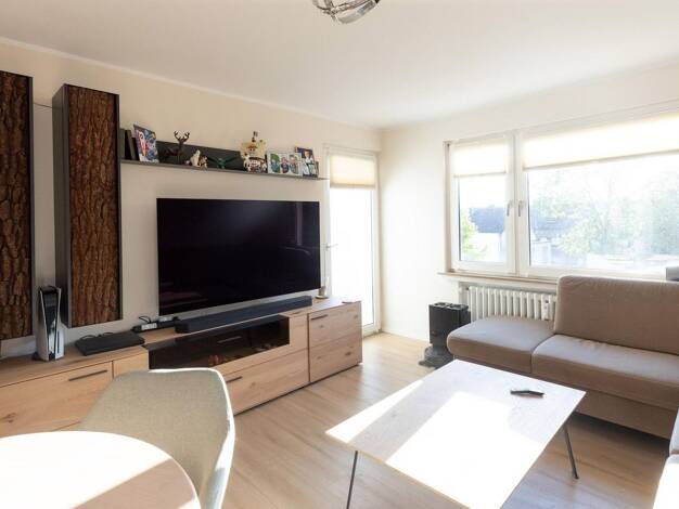 Wohnung zum Kauf provisionsfrei 220.000 € 2 Zimmer 54 m² 2. Geschoss Viktoriastr. 9 Westhoven Porz 51149