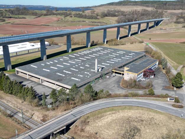 Produktionshalle zum Kauf 5.900.000 € 21.680 m² Lagerfläche Roth am Forst Grub a.Forst 96271
