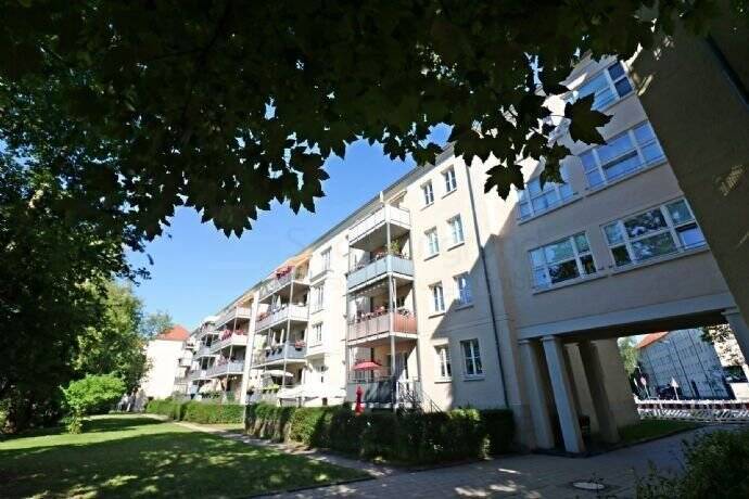 *** HAFENNÄHE und SÜDBALKON*** Wunderschöne 2-Raum-Wohnung als Kapitalanlage!*** – Dr.-Hermann-Duncker-Straße 29, 4179 Leipzig – Vorschaubild 2
