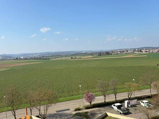 Wohnung zum Kauf provisionsfrei 339.000 € 4,5 Zimmer 97 m² Theodor-Heuss-Str. 45 Kornwestheim 70806