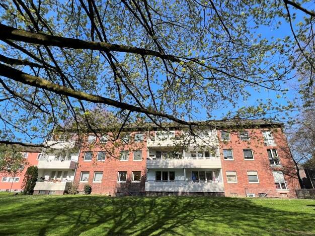 Wohnung zur Miete 619 € 4,5 Zimmer 71,1 m² EG frei ab 16.12.2025 Ahrstraße 18 Beeckerwerth Duisburg 47139