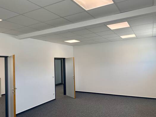 Bürofläche zur Miete provisionsfrei 1.185 € 4 Zimmer 131,3 m² Bürofläche Frankenring 23 Godshorn Langenhagen 30855
