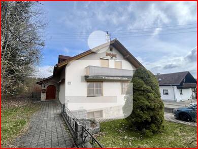 Einfamilienhaus zum Kauf 399.000 € 5 Zimmer 220 m² 1.334 m² Grundstück Klingenbrunn Spiegelau 94518