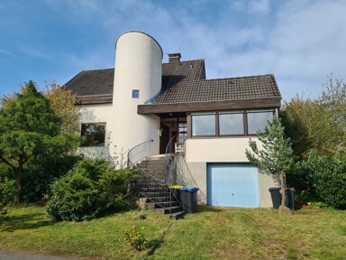 Einfamilienhaus zur Miete 1.350 € 5 Zimmer 110 m² 654 m² Grundstück frei ab sofort Hofbieber Hofbieber 36145