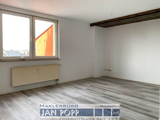 Wohnung zur Miete 380 € 3 Zimmer 77 m² 3. Geschoss frei ab 01.10.2026 Zeulenroda Zeulenroda-Triebes 07937