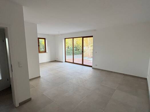 Terrassenwohnung zur Miete 700 € 2,5 Zimmer 75 m² 2 Geschosse frei ab sofort Kirchlinteln 27308