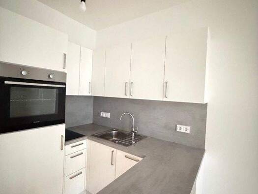 Studio zur Miete 502 € 1 Zimmer 35 m² 1. Geschoss frei ab 14.02.2026 Amely-Bölte-Straße 12 Wilsdruffer Vorstadt/Seevorstadt-West Dresden 01067