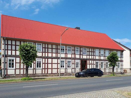 Mehrfamilienhaus zum Kauf 225.000 € 14 Zimmer 447 m² 1.007 m² Grundstück Miesterhorst Gardelegen 39649