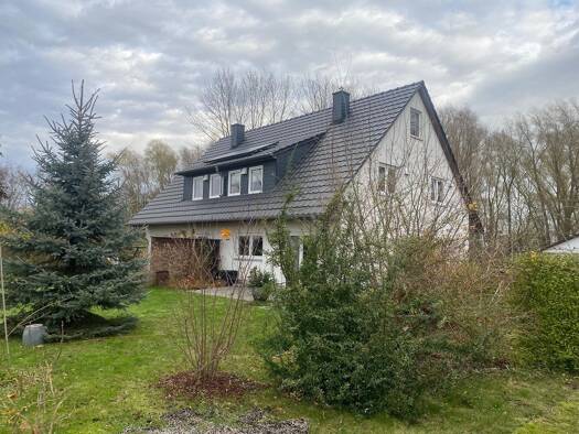 Mehrfamilienhaus zum Kauf als Kapitalanlage geeignet 460.000 € 8 Zimmer 200 m² 2.030 m² Grundstück Friedrichshagen Greifswald 17493