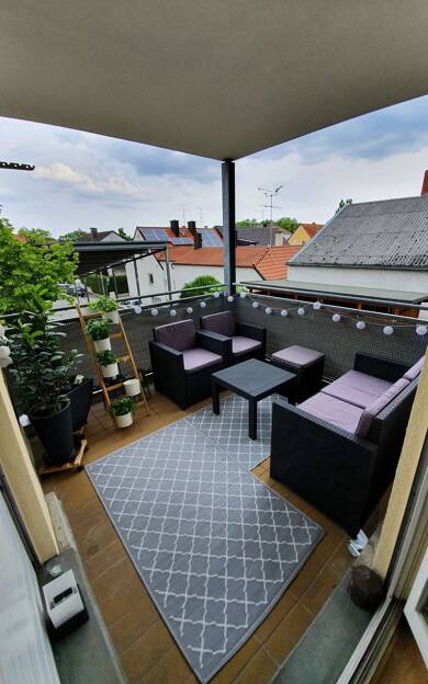 Wohnung zur Miete 590 € 2 Zimmer 55 m² Geschoss 1/2 frei ab sofort Planungsbezirk 103 Straubing 94315