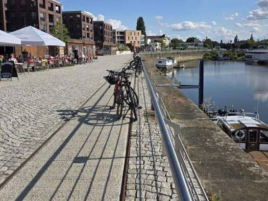 Wohnung zur Miete 1.430 € 3 Zimmer 83,7 m² frei ab 01.04.2026 Leipziger Vorstadt Dresden 01097