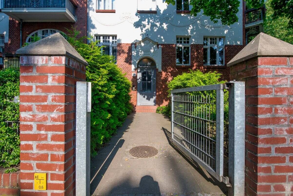 Property thumbnail 8