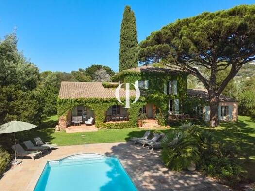 Einfamilienhaus zum Kauf 3.180.000 € 7 Zimmer 300 m² 2.474 m² Grundstück Place du Château 3 Grimaud 83310
