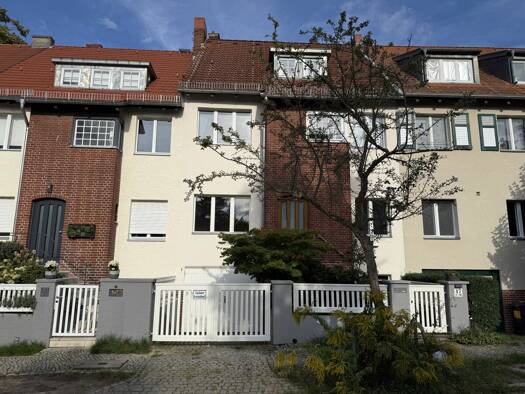 Reihenmittelhaus zur Miete 4.490 € 6 Zimmer 190 m² 371 m² Grundstück Dahlem Berlin-Zehlendorf 14195