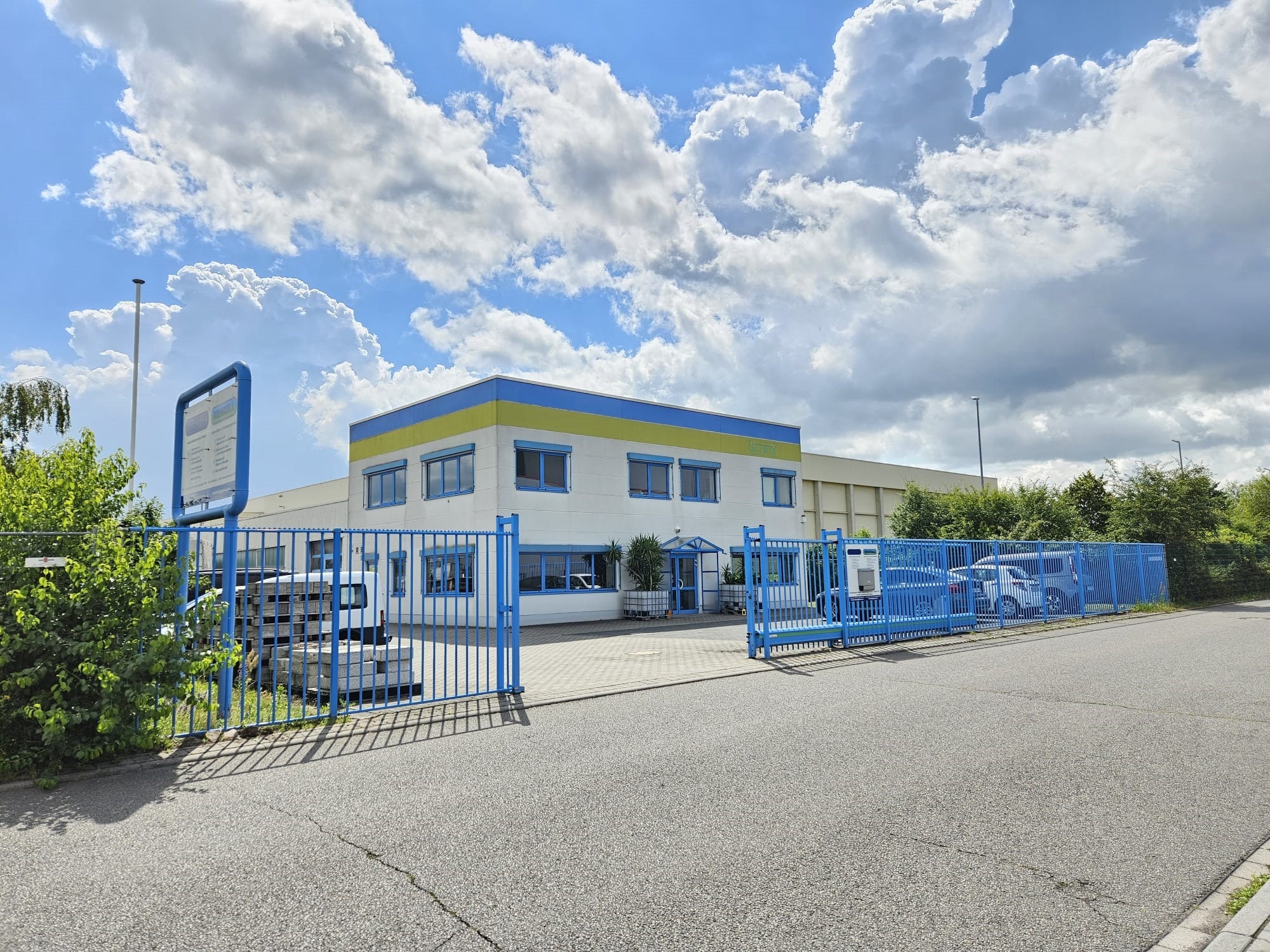 Produktionshalle zum Kauf 480.000 € 360 m²<br/>Lagerfläche Queis Landsberg 06188