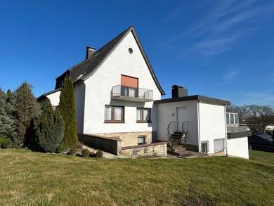 Einfamilienhaus zum Kauf 298.000 € 10 Zimmer 200 m² 1.895 m² Grundstück Scherfede Warburg / Scherfede 34414