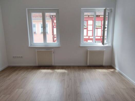 Wohnung zur Miete 750 € 2 Zimmer 54 m² 3 Geschosse frei ab sofort Sebald Nürnberg 90403